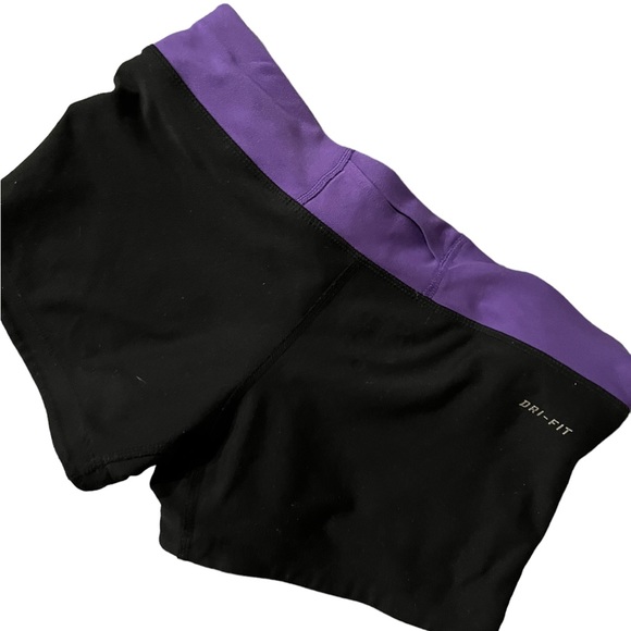 NIKE BOOTY SHORTS 2 IDENTICAL PAIRS - Picture 6 of 8